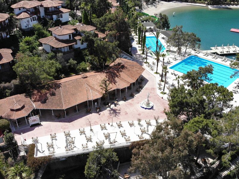 Club & Hotel Letoonia