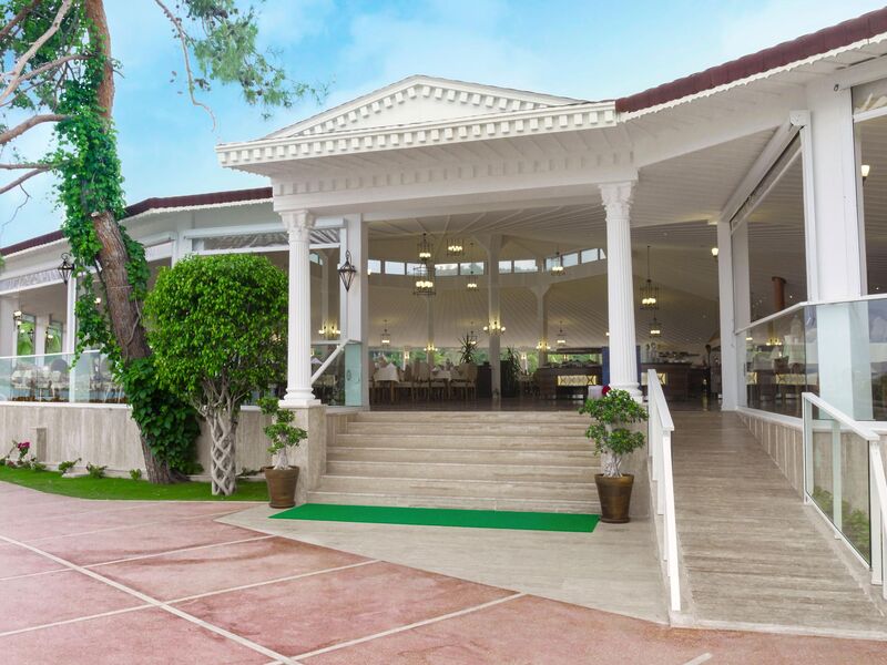 Club & Hotel Letoonia