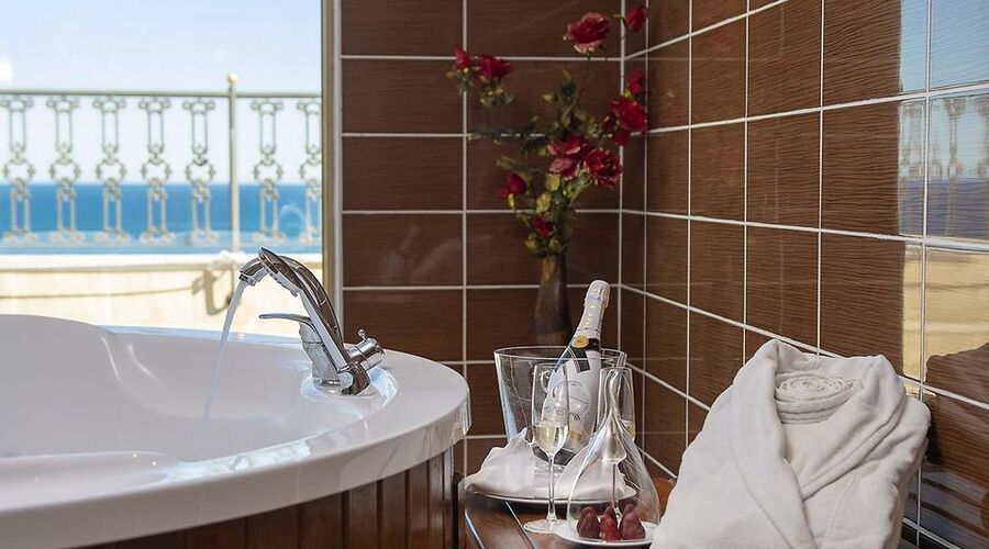 Megasaray Westbeach Antalya