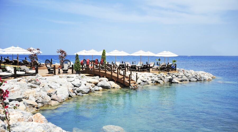 Les ambassadures Hotel & Casino