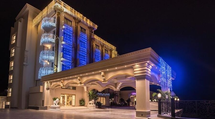 Les ambassadures Hotel & Casino