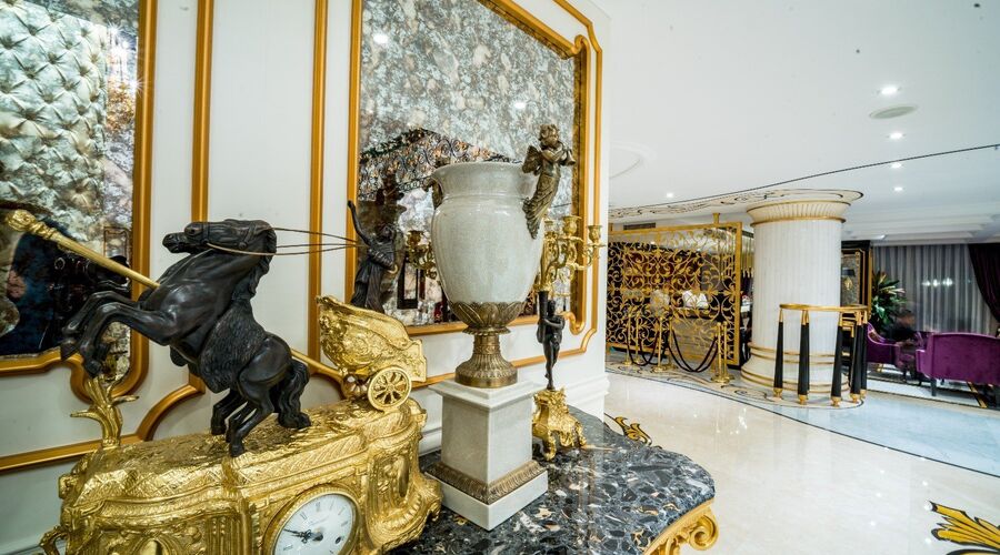 Les ambassadures Hotel & Casino