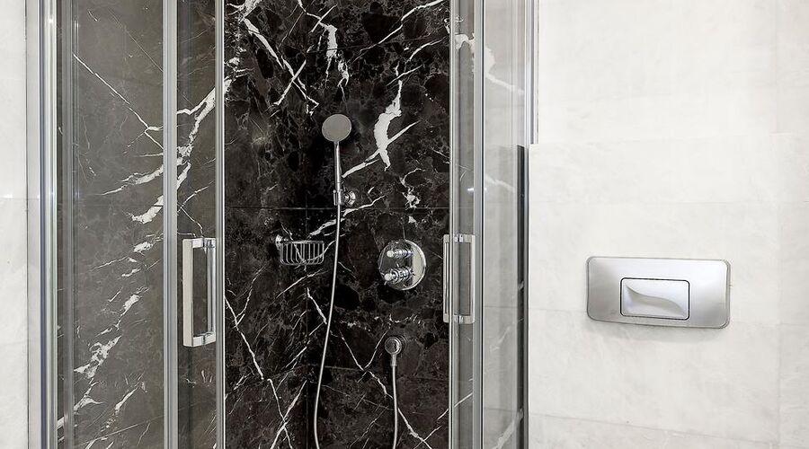 Les ambassadures Hotel & Casino