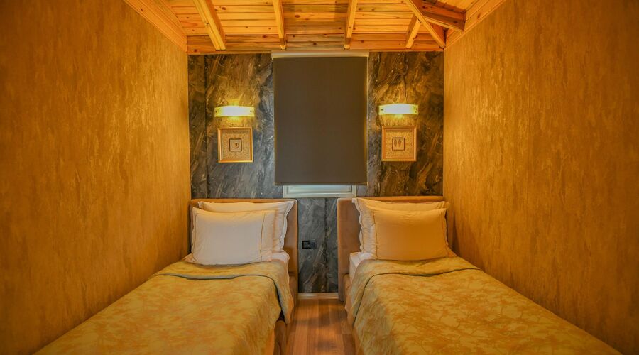 Les ambassadures Hotel & Casino