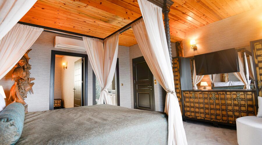 Les ambassadures Hotel & Casino