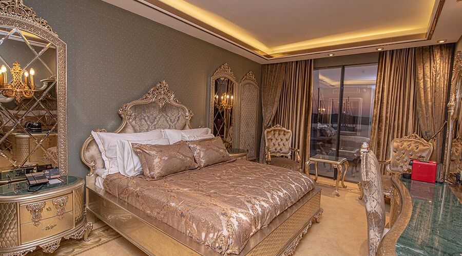 Les ambassadures Hotel & Casino