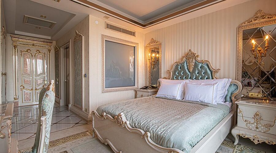 Les ambassadures Hotel & Casino