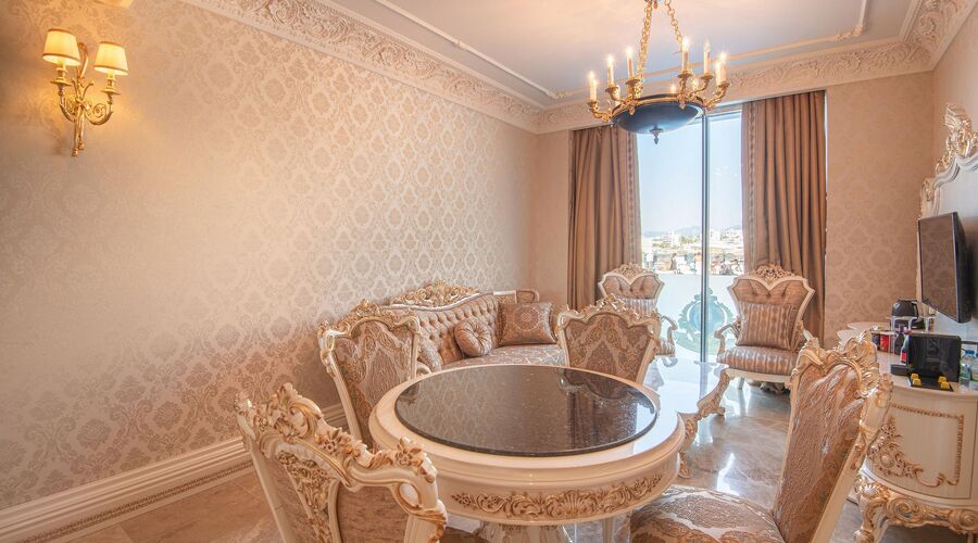 Les ambassadures Hotel & Casino