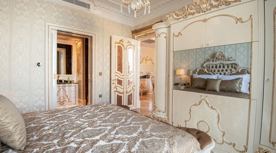 Les ambassadures Hotel & Casino