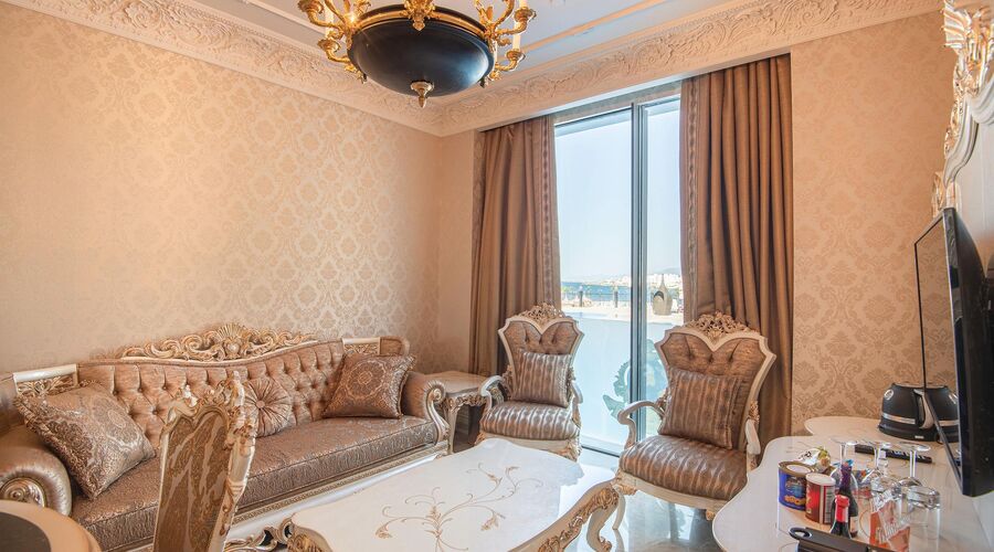 Les ambassadures Hotel & Casino