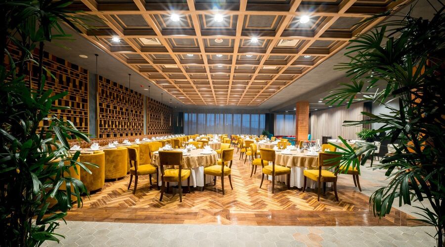 Les ambassadures Hotel & Casino