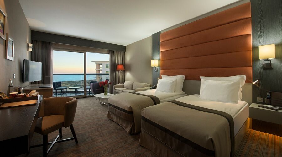 Elexus Hotel Resort Casino