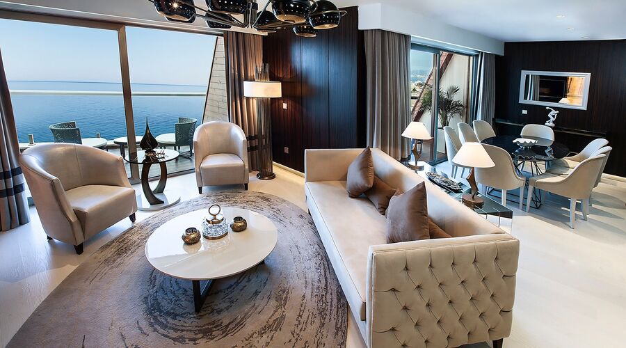 Elexus Hotel Resort Casino