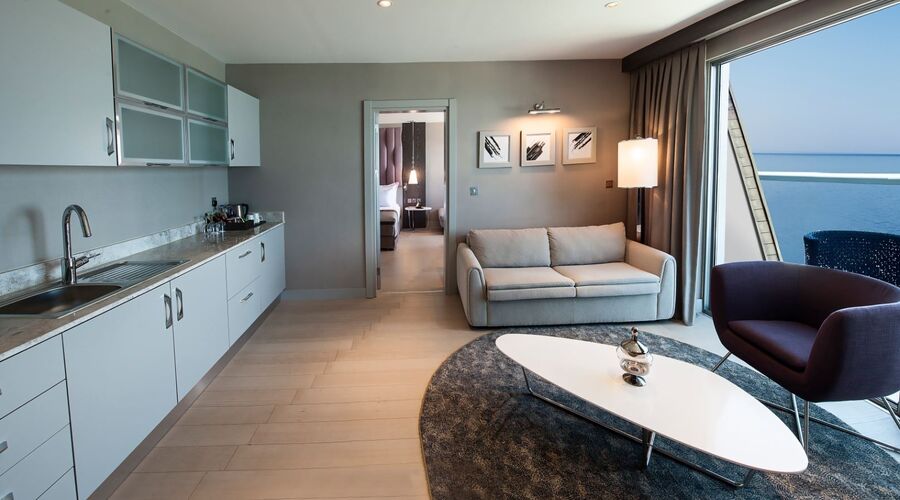 Elexus Hotel Resort Casino