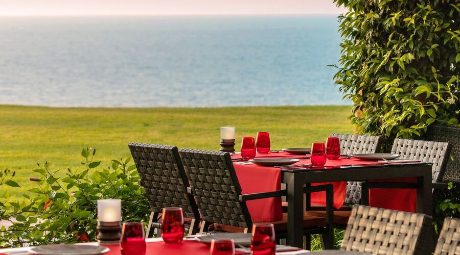 Elexus Hotel Resort Casino