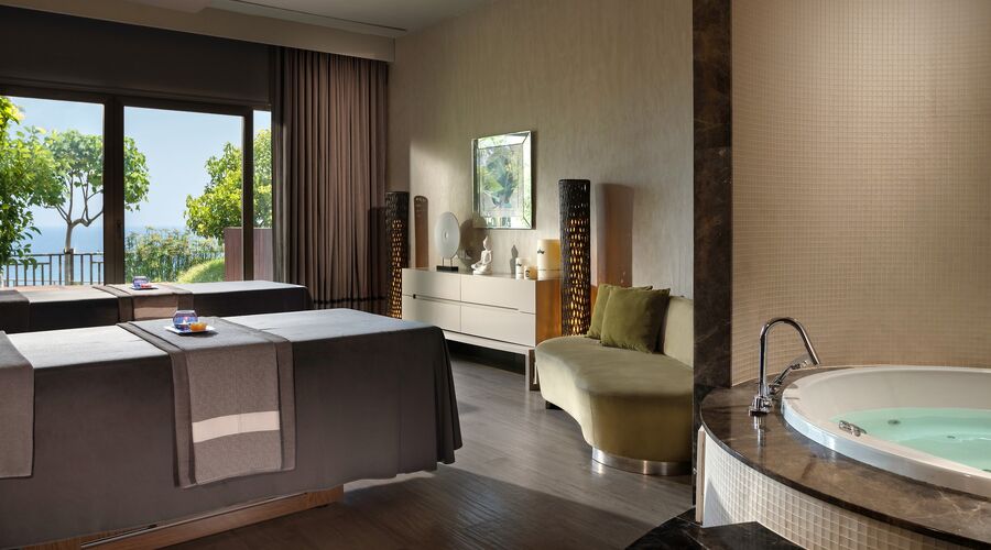 Elexus Hotel Resort Casino