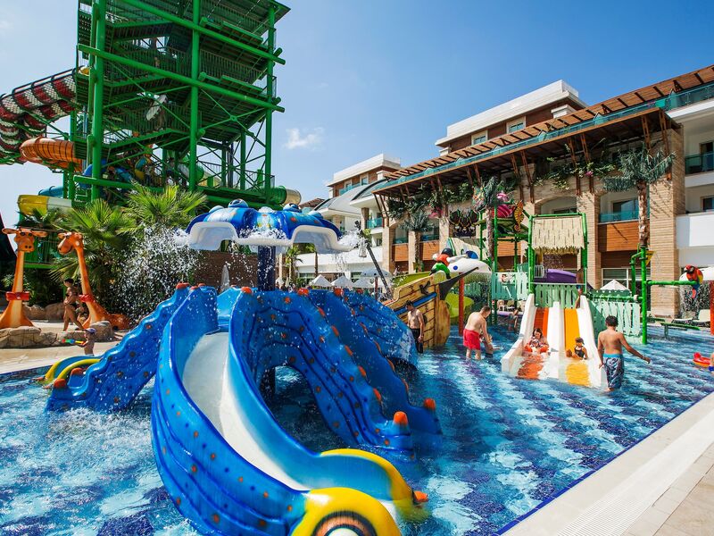 Crystal Waterworld Resort & Spa