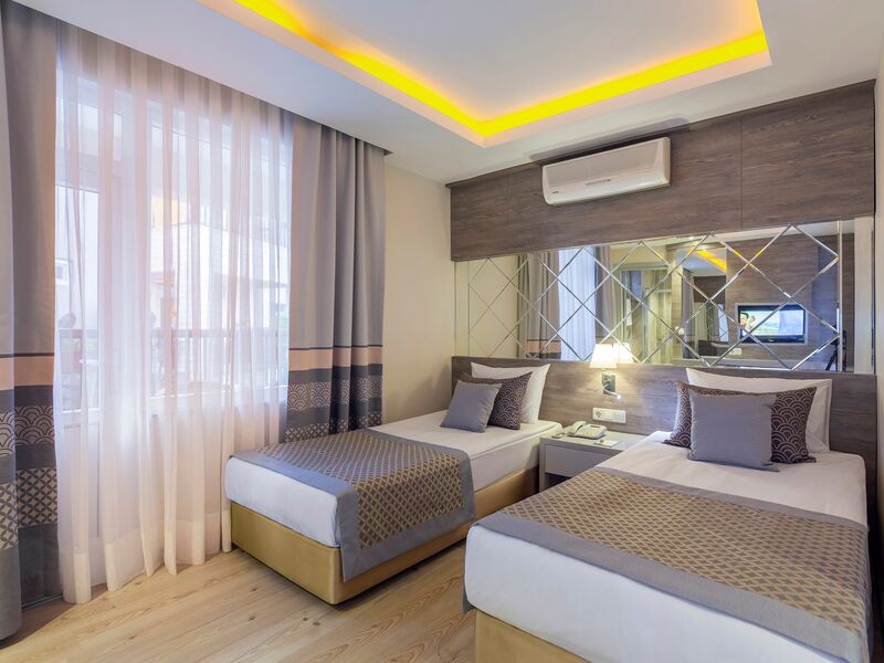Hotel Turan Prınce 