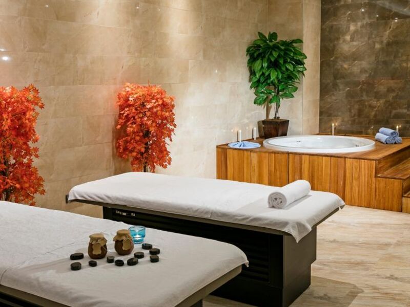 Armada Grannos Thermal Hotel & Convention Center