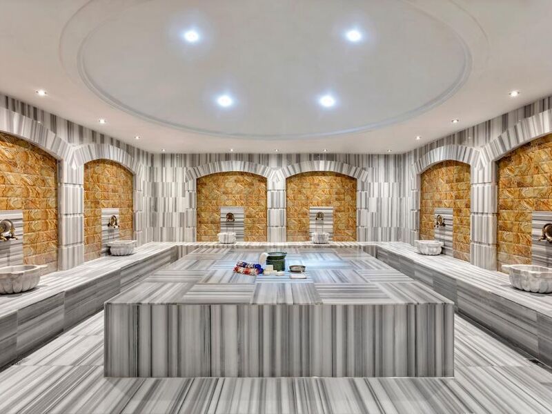 Armada Grannos Thermal Hotel & Convention Center