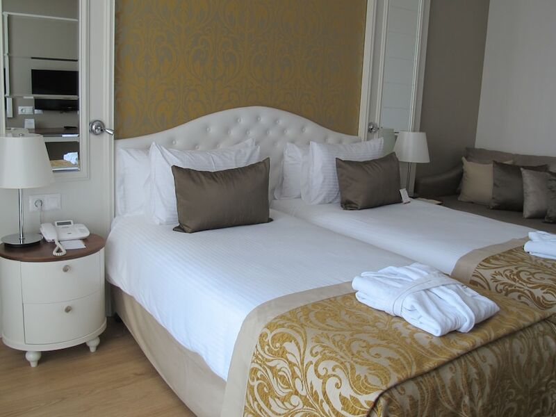 Aska Lara Resort & Spa