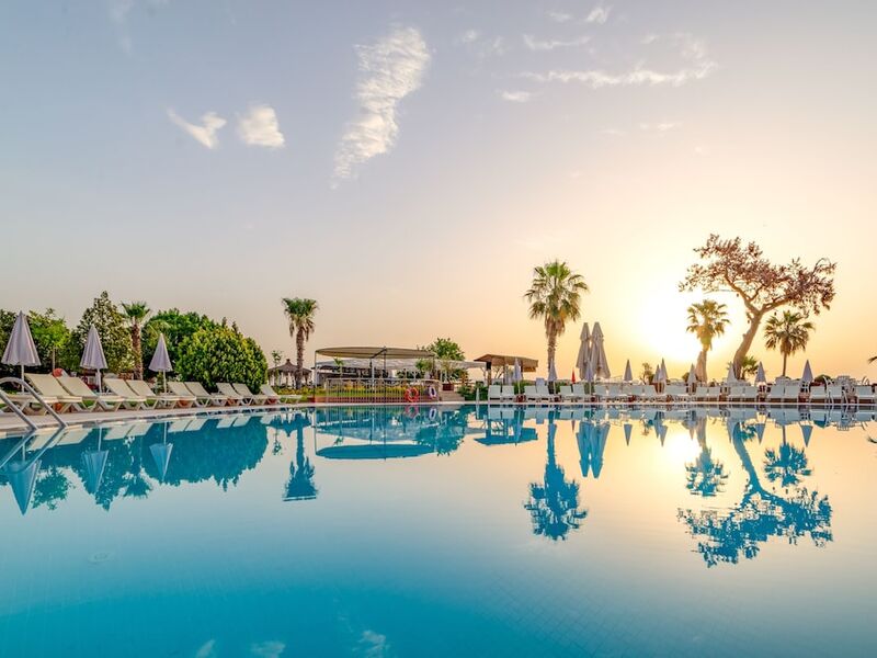 Armas Gül Beach Hotel