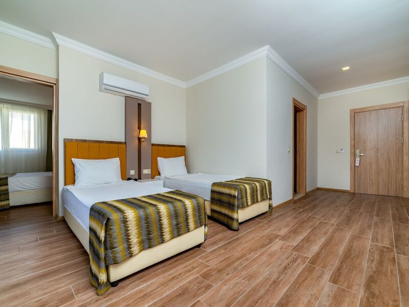 Armas Gül Beach Hotel