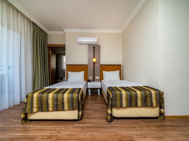 Armas Gül Beach Hotel