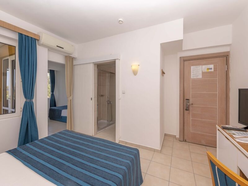 Armas Green Fuğla Beach