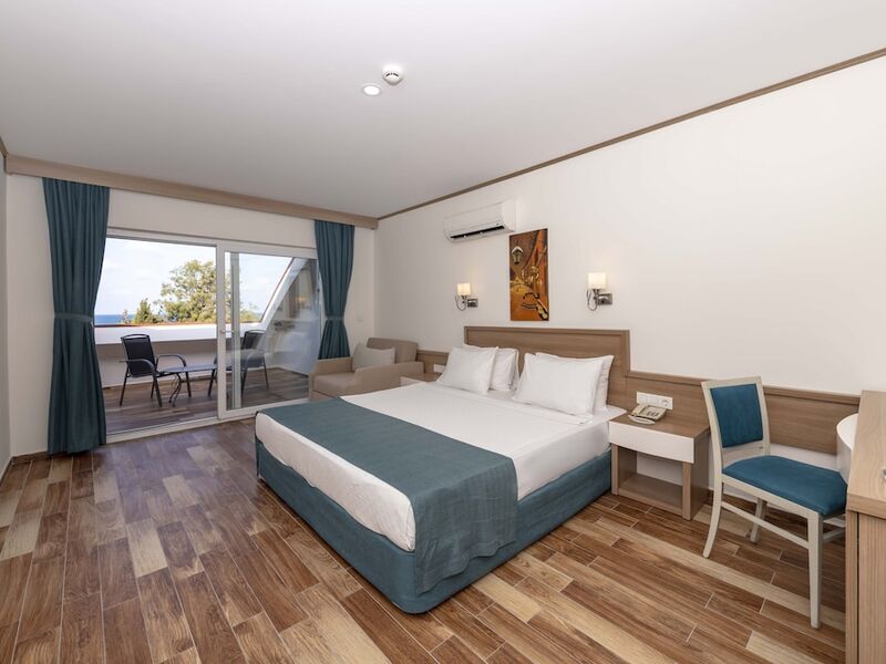 Armas Green Fuğla Beach