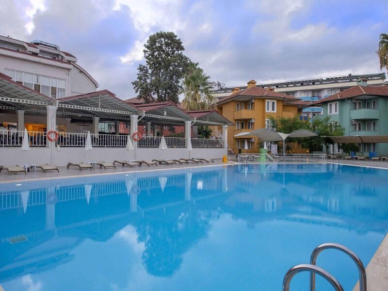 Armas Green Fuğla Beach