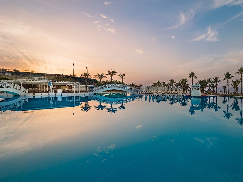 Acapulco Resort Hotel & Convention & SPA