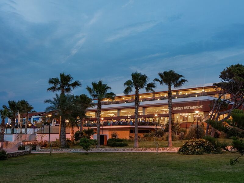 Acapulco Resort Hotel & Convention & SPA