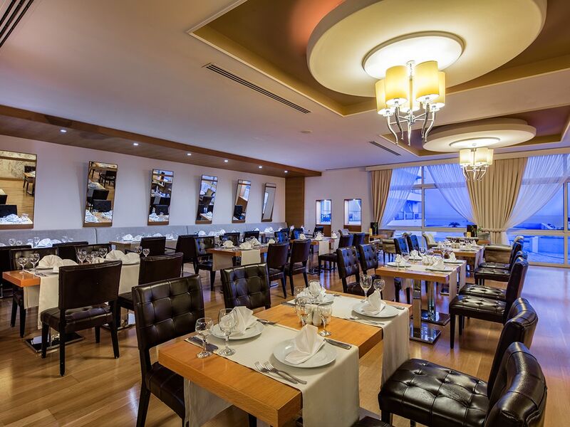 Acapulco Resort Hotel & Convention & SPA