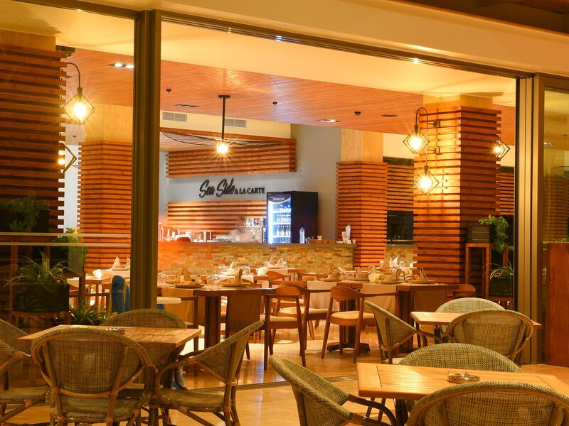 Acapulco Resort Hotel & Convention & SPA